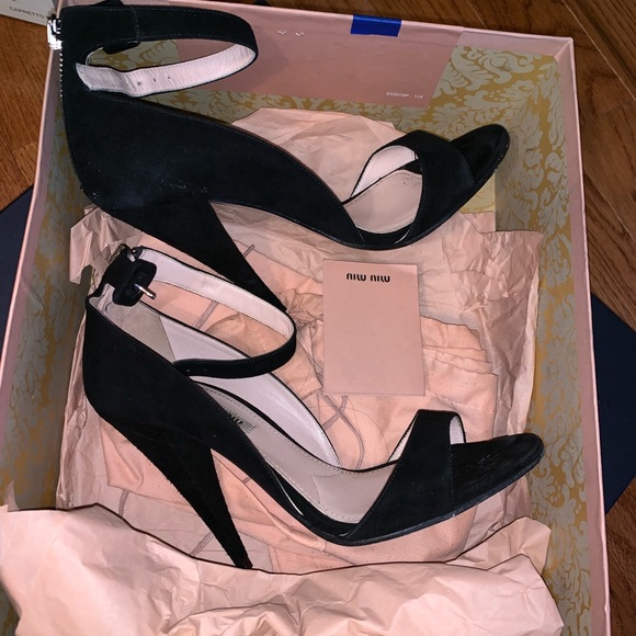 🛑 SOLD🛑MIU MIU black ankle heels sandals 37 - Picture 2 of 5